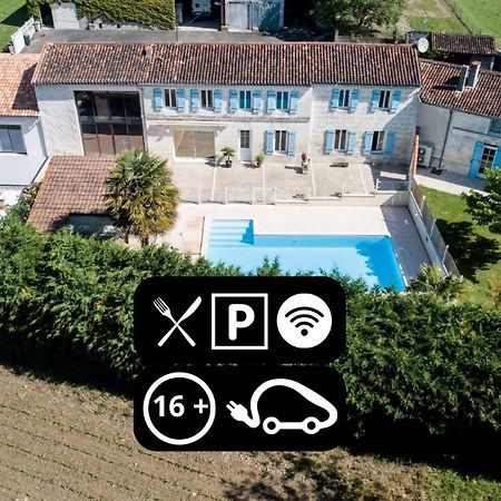 Les Cuves - Saintes Bed & Breakfast Chaniers Bagian luar foto