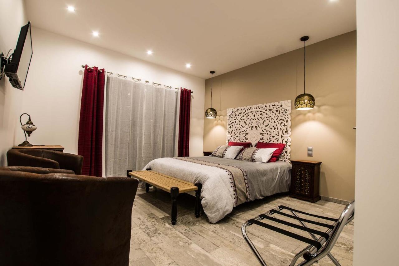 Les Cuves - Saintes Bed & Breakfast Chaniers Bagian luar foto