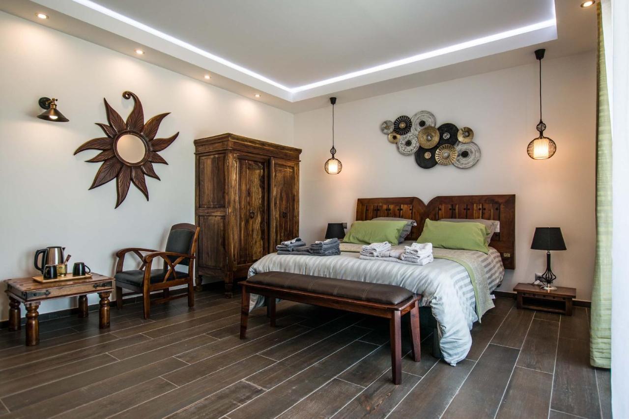 Les Cuves - Saintes Bed & Breakfast Chaniers Bagian luar foto
