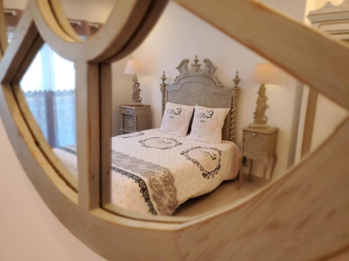 Les Cuves - Saintes Bed & Breakfast Chaniers Bagian luar foto